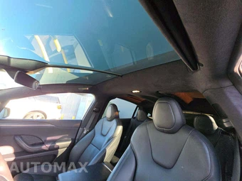 2023 Tesla Model X - miniatura 11