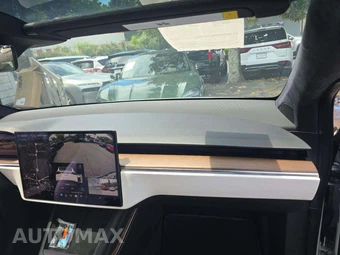 2023 Tesla Model X – miniatura 19