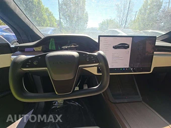 2023 Tesla Model X – miniatura 10