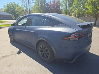 2023 Tesla Model X – miniatura 2
