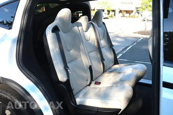 2023 Tesla Model X - miniatura 47