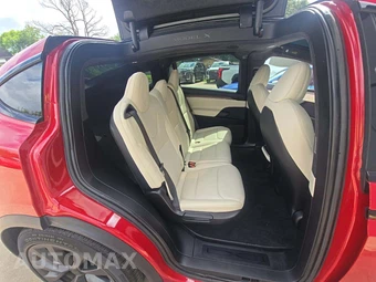 2023 Tesla Model X – miniatura 13