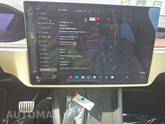 2023 Tesla Model X – miniatura 6