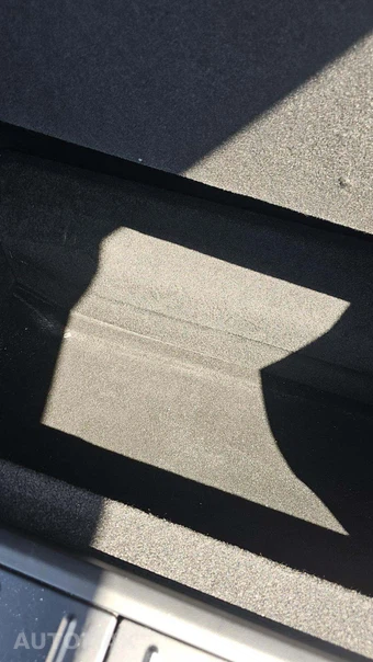 2023 Tesla Model X - miniatura 19