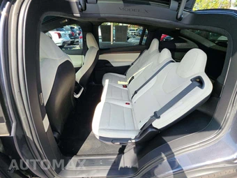 2023 Tesla Model X - miniatura 10