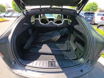 2023 Tesla Model X - miniatura 11