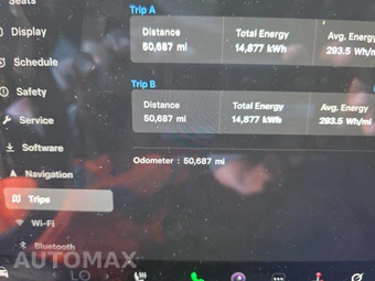 2023 Tesla Model X – miniatura 12