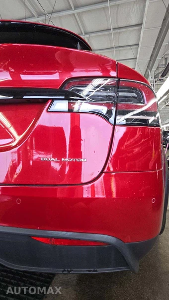 2023 Tesla Model X – miniatura 30