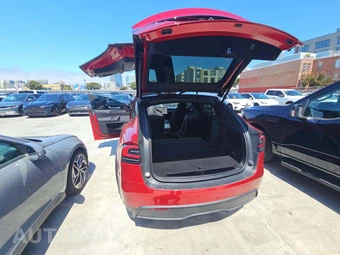 2023 Tesla Model X Plaid - miniatura 15