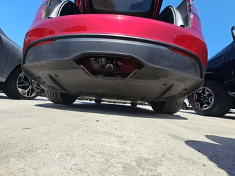 2023 Tesla Model X Plaid - miniatura 17