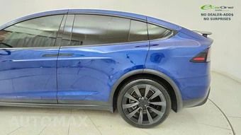 2023 Tesla Model X Plaid - miniatura 10