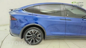 2023 Tesla Model X Plaid - miniatura 12