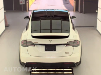 2023 Tesla Model X Plaid - miniatura 5