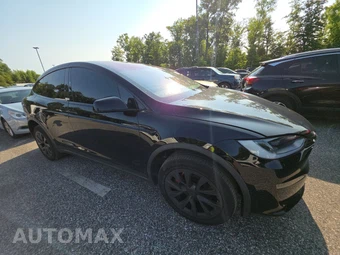 2023 Tesla Model X Plaid - miniatura 3