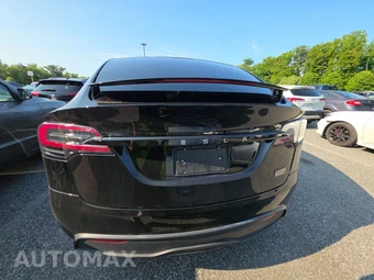 2023 Tesla Model X Plaid - miniatura 5
