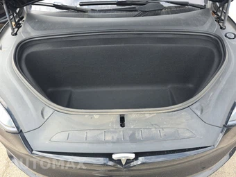 2023 Tesla Model X Plaid - miniatura 16