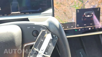 2023 Tesla Model X Plaid - miniatura 29
