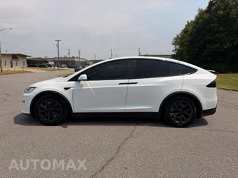 2023 Tesla Model X Standard Range - miniatura 8