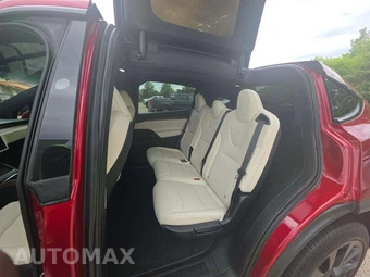 2023 Tesla Model X Standard Range – miniatura 10