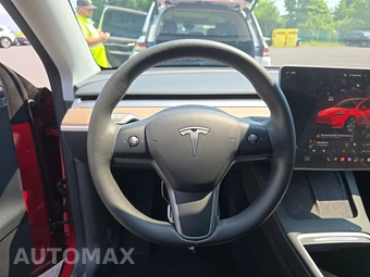 2023 Tesla Model Y Long Range - miniatura 10