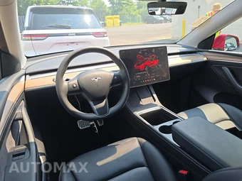 2023 Tesla Model Y Long Range - miniatura 11