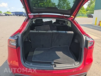 2023 Tesla Model Y Long Range - miniatura 17