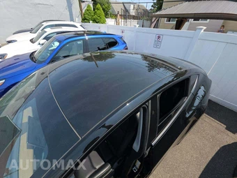 2023 Tesla Model Y Long Range - miniatura 12