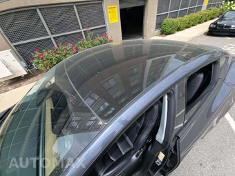 2023 Tesla Model Y Long Range - miniatura 12