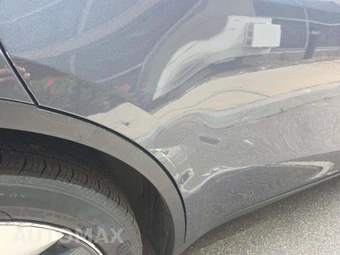 2023 Tesla Model Y Long Range - miniatura 23