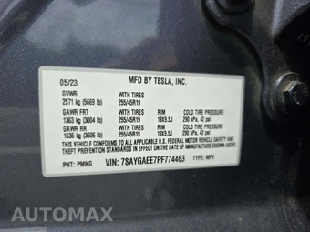 2023 Tesla Model Y Long Range - miniatura 5