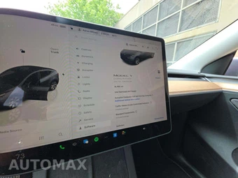2023 Tesla Model Y Long Range - miniatura 9