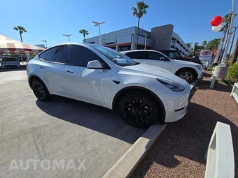 2023 Tesla Model Y Long Range - miniatura 4