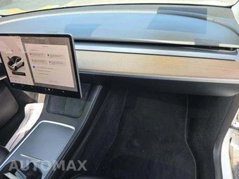 2023 Tesla Model Y Long Range - miniatura 19