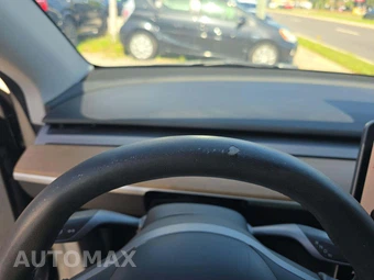 2023 Tesla Model Y Long Range - miniatura 21