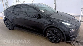 2023 Tesla Model Y Long Range - miniatura 3