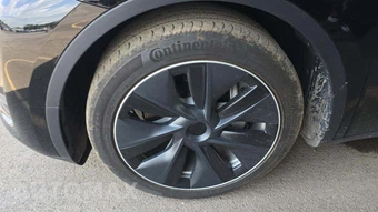 2023 Tesla Model Y Long Range - miniatura 33