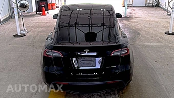 2023 Tesla Model Y Long Range - miniatura 5
