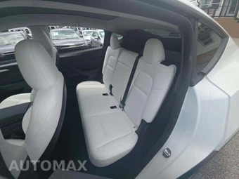 2023 Tesla Model Y Long Range - miniatura 13