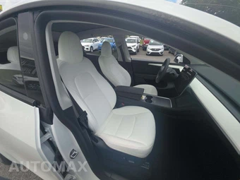 2023 Tesla Model Y Long Range - miniatura 19