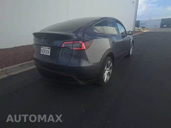 2023 Tesla Model Y Long Range - miniatura 4