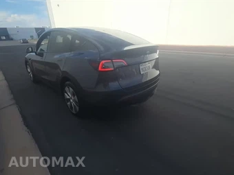 2023 Tesla Model Y Long Range - miniatura 6