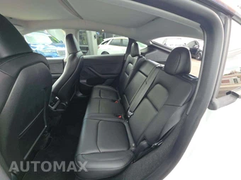 2023 Tesla Model Y Long Range - miniatura 13