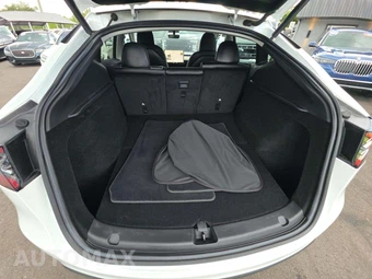 2023 Tesla Model Y Long Range - miniatura 14