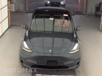 2023 Tesla Model Y Long Range - miniatura 2