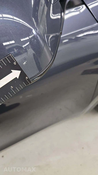 2023 Tesla Model Y Long Range - miniatura 33