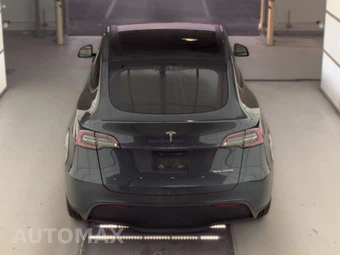 2023 Tesla Model Y Long Range - miniatura 5