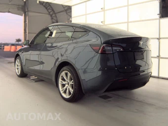 2023 Tesla Model Y Long Range - miniatura 6