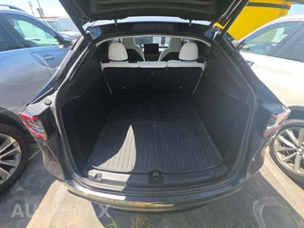 2023 Tesla Model Y Long Range - miniatura 14