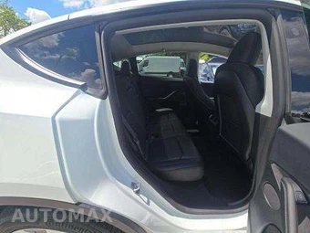 2023 Tesla Model Y Long Range - miniatura 17