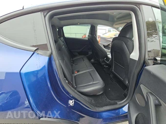 2023 Tesla Model Y Long Range - miniatura 17